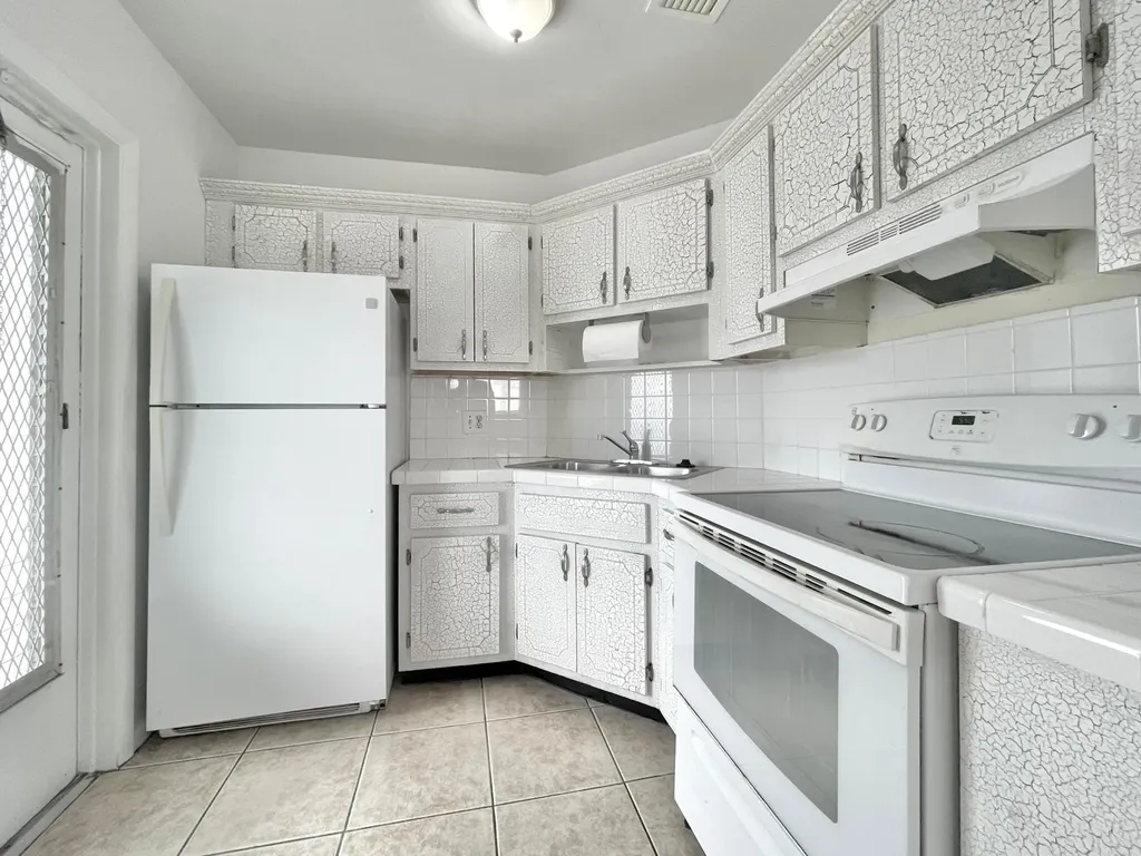1021 Crystal Lake Drive Deerfield Beach FL 33064
