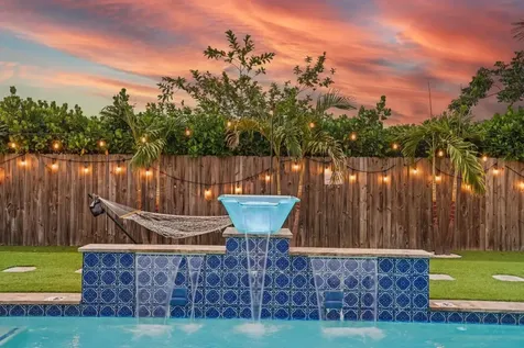 1646 NE 3rd Avenue Delray Beach FL 33444