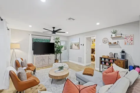 1646 NE 3rd Avenue Delray Beach FL 33444