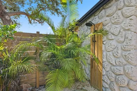 1646 NE 3rd Avenue Delray Beach FL 33444