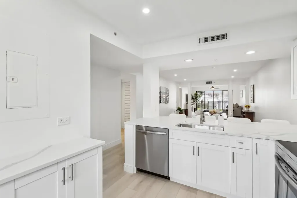 1601 Marina Isle Way Jupiter FL 33477