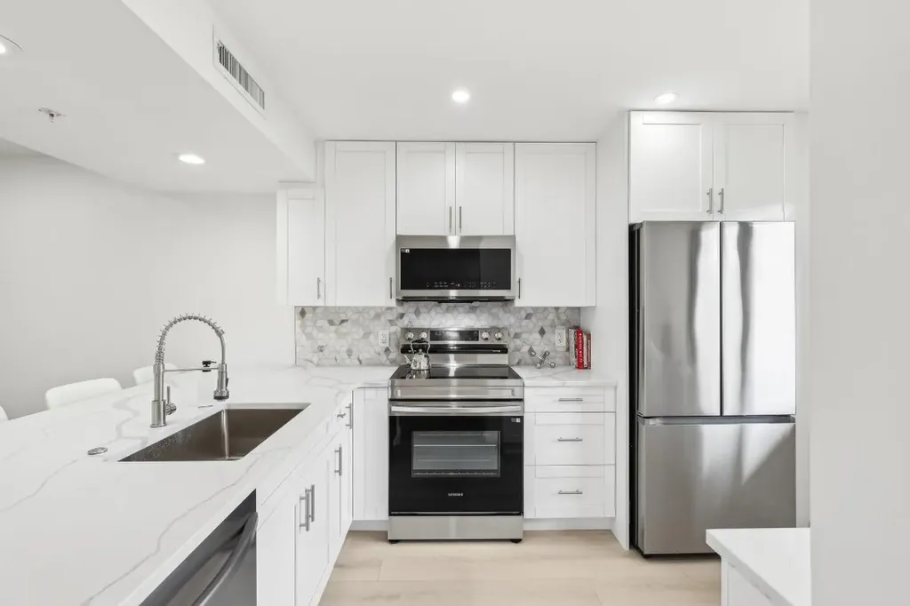 1601 Marina Isle Way Jupiter FL 33477