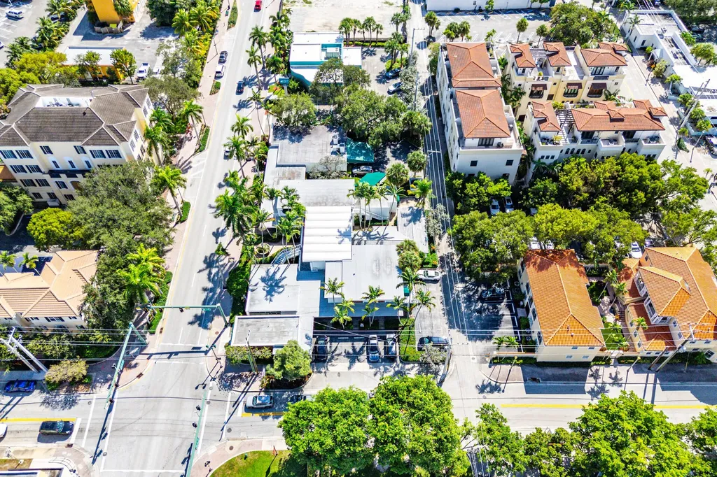 96 NE 5th Avenue Delray Beach FL 33483