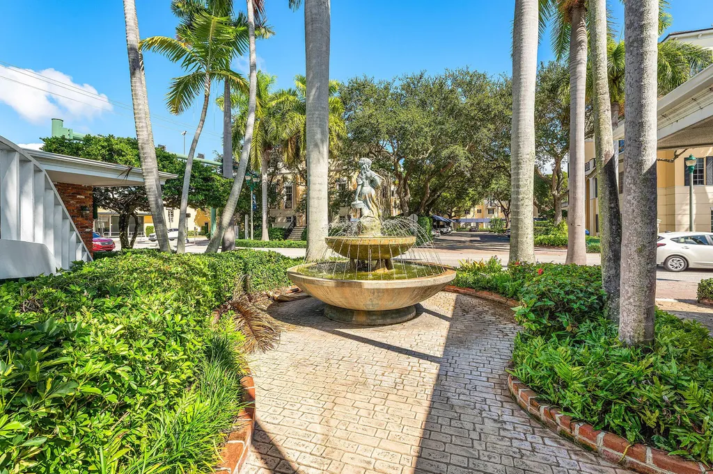 96 NE 5th Avenue Delray Beach FL 33483