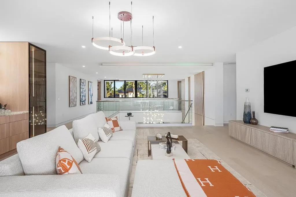 750 NE 69th Street Boca Raton FL 33487