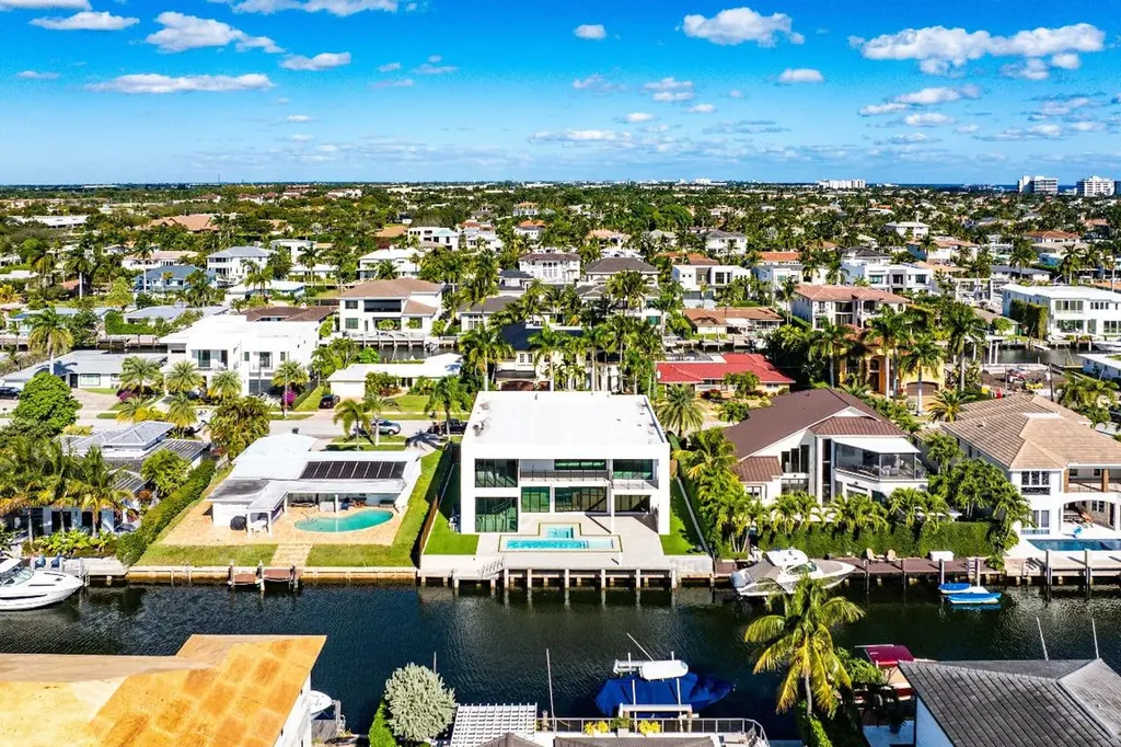 750 NE 69th Street Boca Raton FL 33487