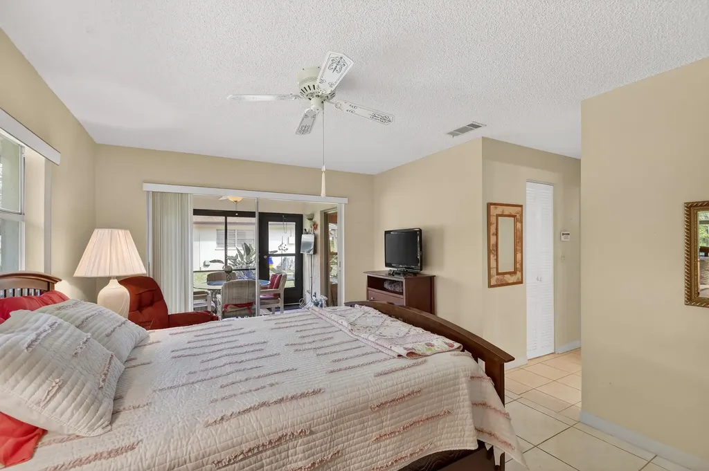 5199 Rose Hill Drive Boynton Beach FL 33437