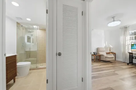 468 Normandy J Delray Beach FL 33484