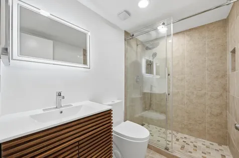468 Normandy J Delray Beach FL 33484
