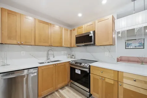 468 Normandy J Delray Beach FL 33484