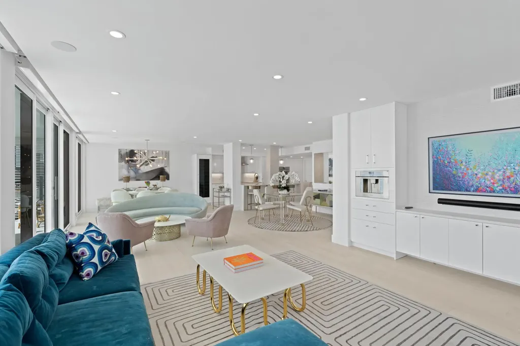 2784 S Ocean Boulevard Palm Beach FL 33480
