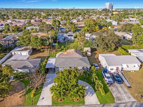 236 W 24th Street Riviera Beach FL 33404