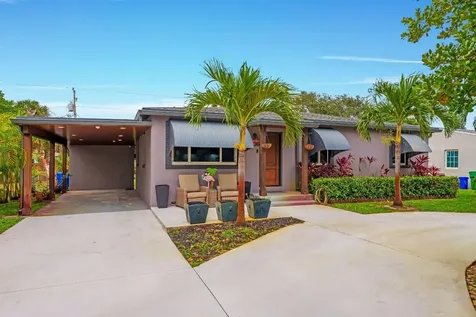 236 W 24th Street Riviera Beach FL 33404