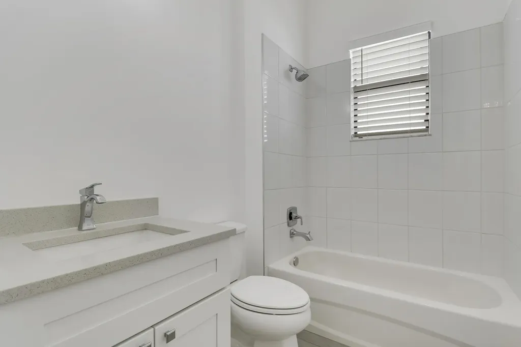 5619 Delacroix Terrace Palm Beach Gardens FL 33418