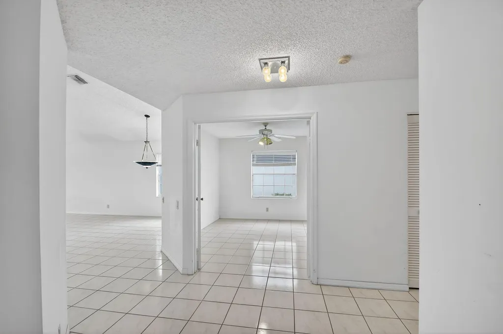 6121 Bay Isle Drive Boynton Beach FL 33437