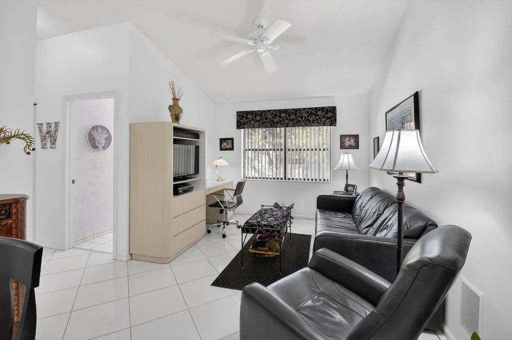 9716 Sills Drive E Boynton Beach FL 33437