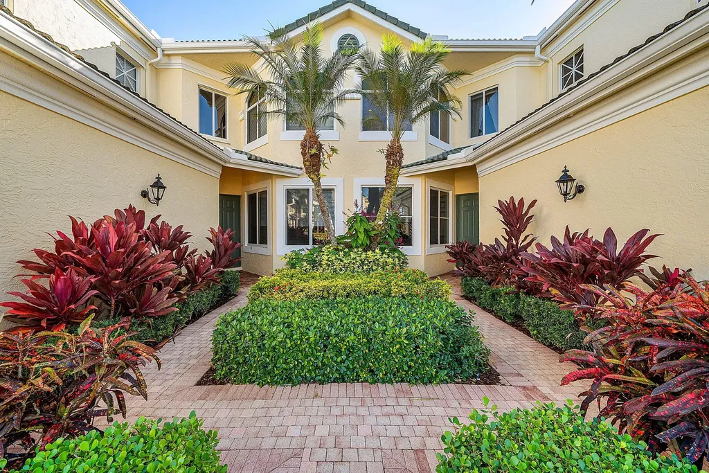 115 Palm Point Circle Palm Beach Gardens FL 33418
