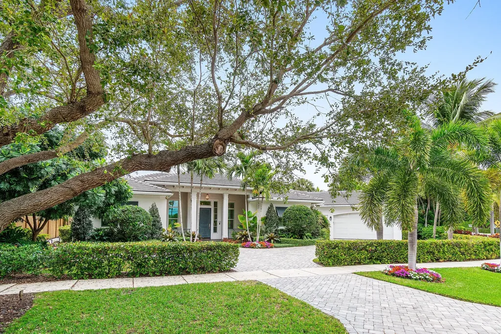 135 Dixie Boulevard Delray Beach FL 33444