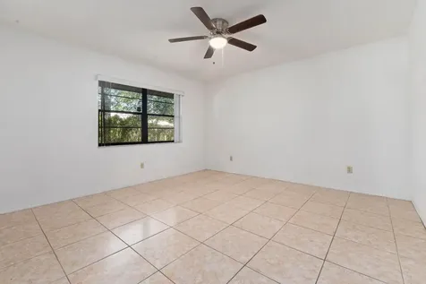 1537 SE Blockton Avenue Port St Lucie FL 34952