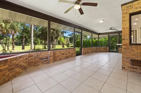 1537 SE Blockton Avenue Port St Lucie FL 34952