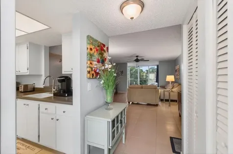 10 Willowbrook Delray Beach FL 33446