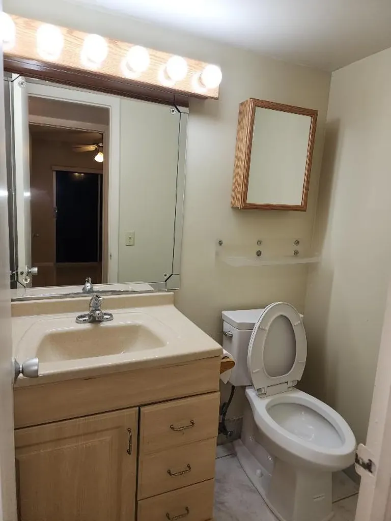 239 Coventry J West Palm Beach FL 33417