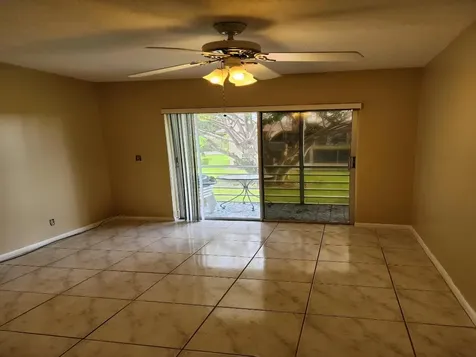 239 Coventry J West Palm Beach FL 33417