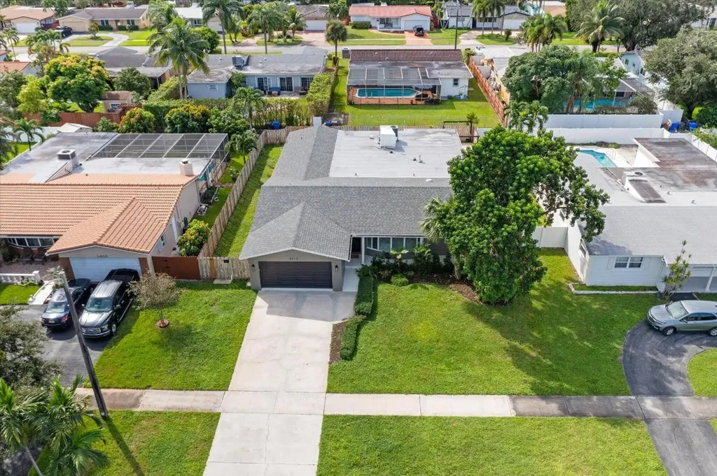 5412 Arthur Street Hollywood FL 33021