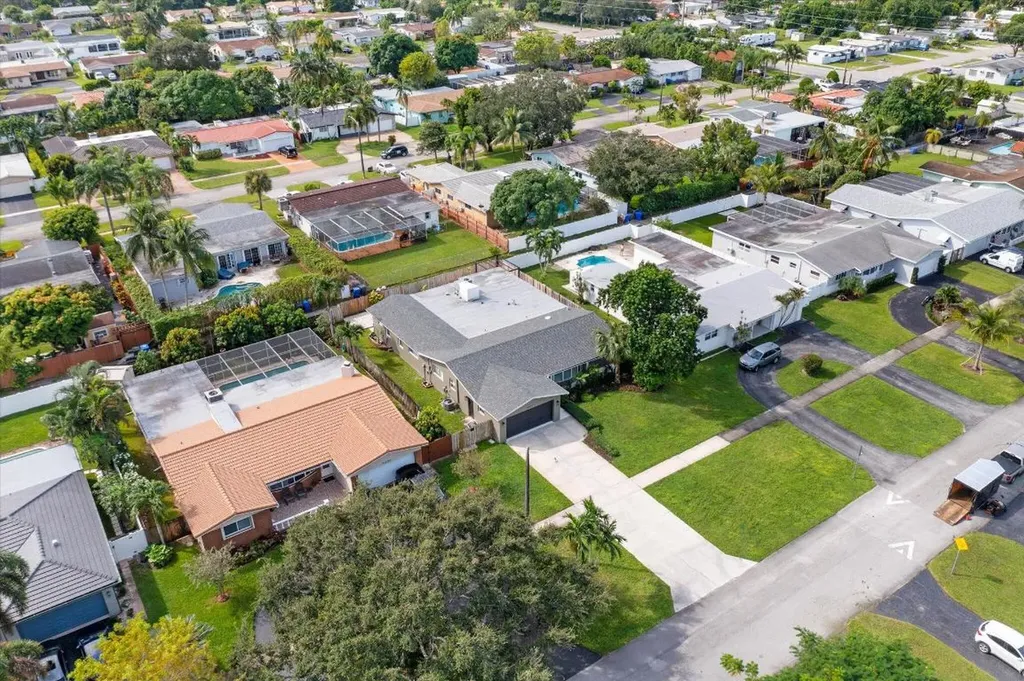 5412 Arthur Street Hollywood FL 33021