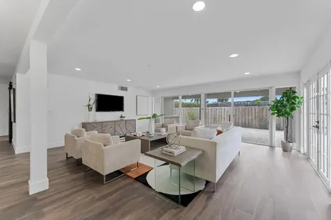 5412 Arthur Street Hollywood FL 33021