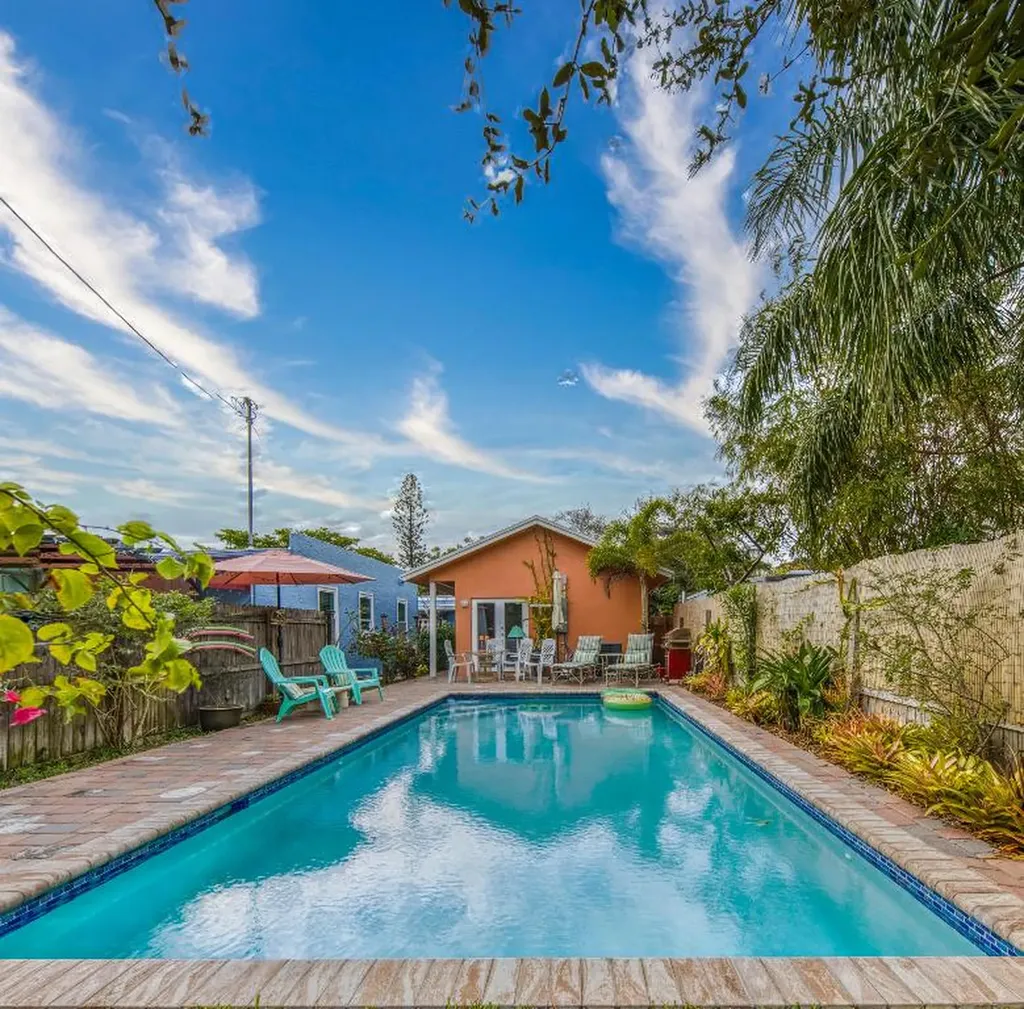 128 N F Street Lake Worth Beach FL 33460