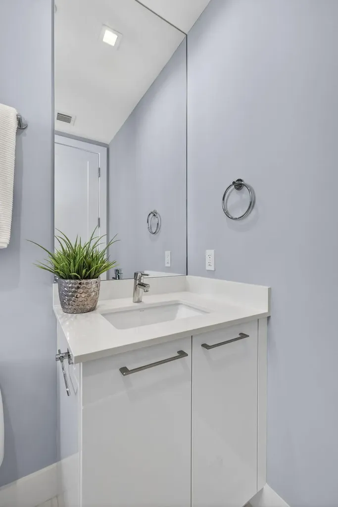 3 Water Club Way North Palm Beach FL 33408