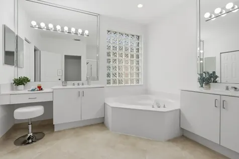 8752 Palm River Drive Lake Worth FL 33467