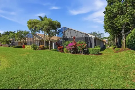 8752 Palm River Drive Lake Worth FL 33467