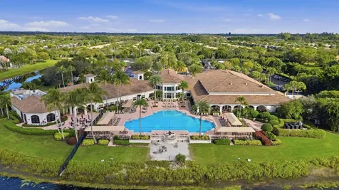 8752 Palm River Drive Lake Worth FL 33467