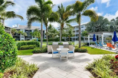 814 Bay Colony Drive S Juno Beach FL 33408