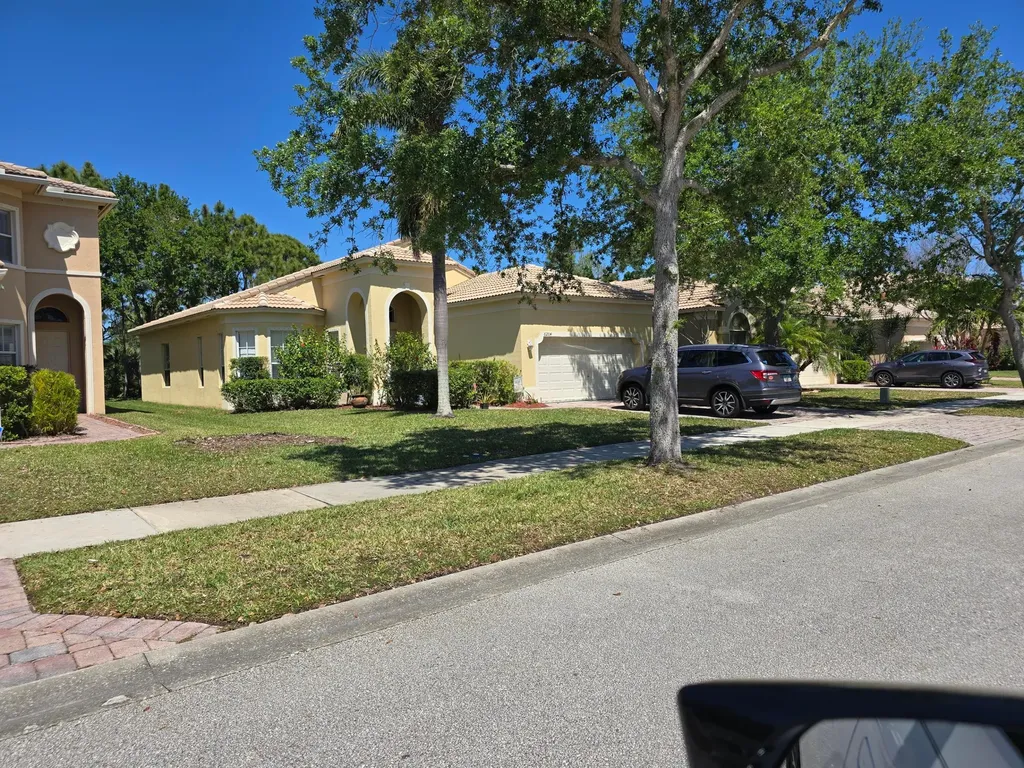 6204 Spring Lakes Terrace Fort Pierce FL 34951