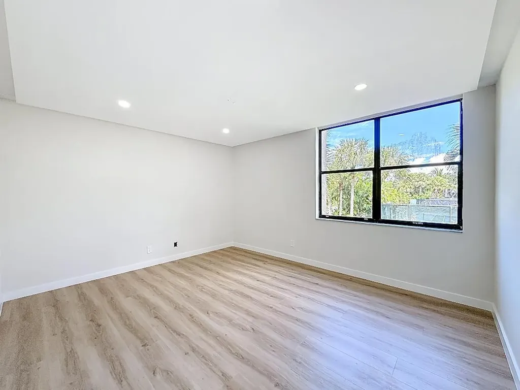 955 Egret Circle Delray Beach FL 33444