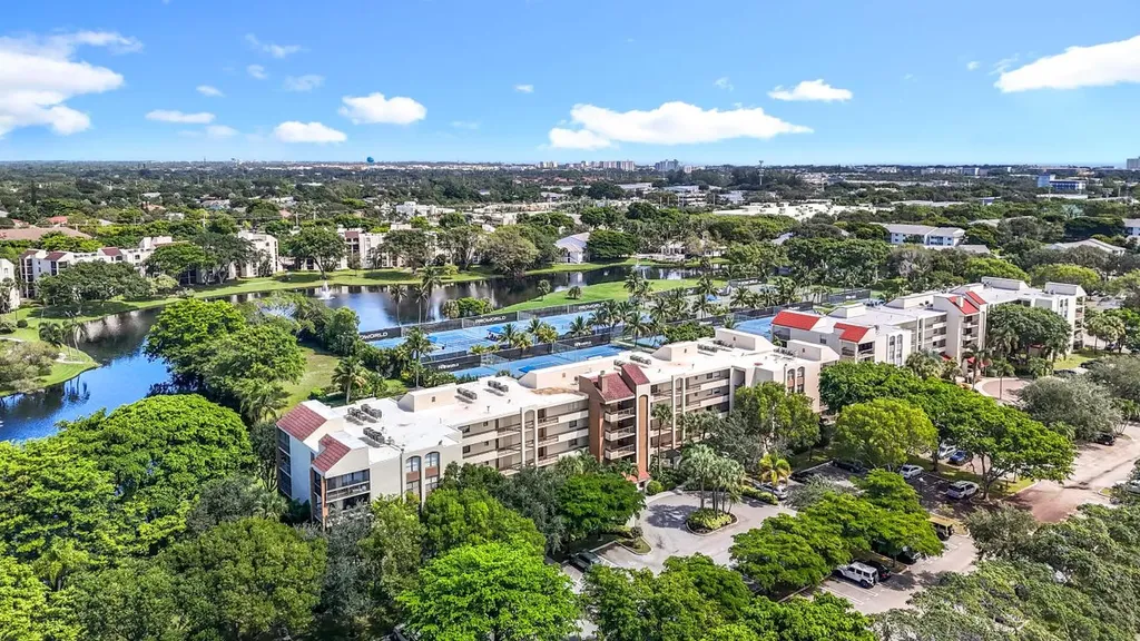 955 Egret Circle Delray Beach FL 33444