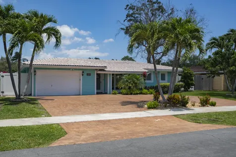 521 SE 4 Court Pompano Beach FL 33060