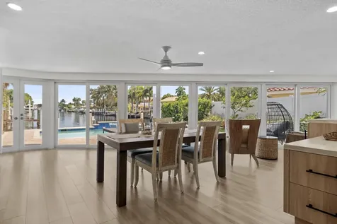 521 SE 4 Court Pompano Beach FL 33060