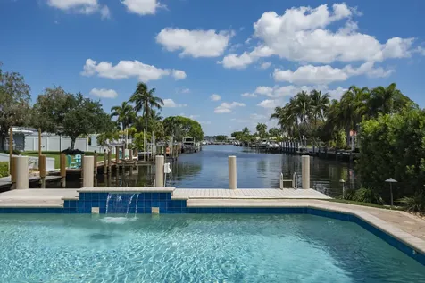 521 SE 4 Court Pompano Beach FL 33060
