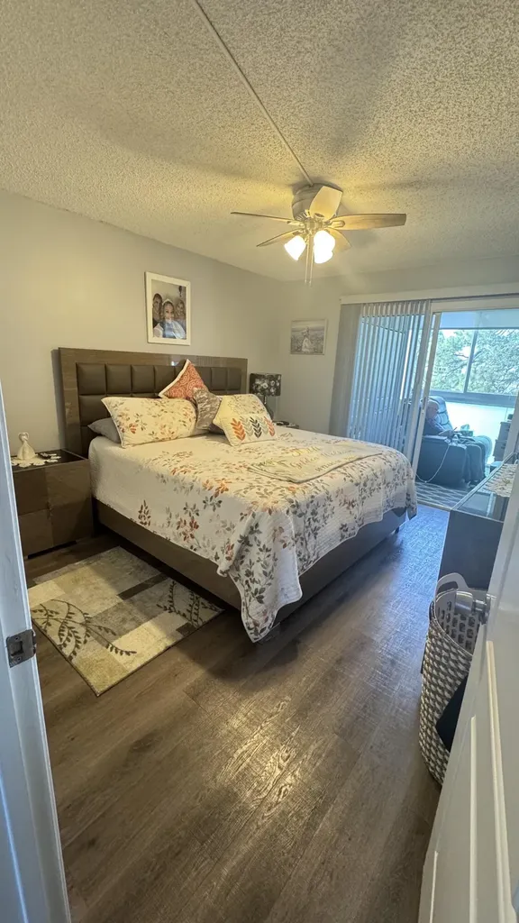 3021 Ellesmere B Deerfield Beach FL 33442
