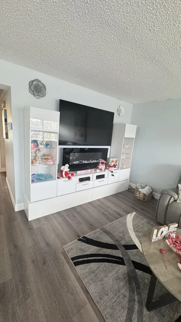 3021 Ellesmere B Deerfield Beach FL 33442