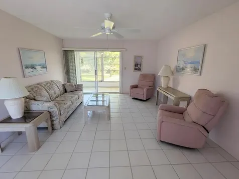 2 Golfs Edge West Palm Beach FL 33417