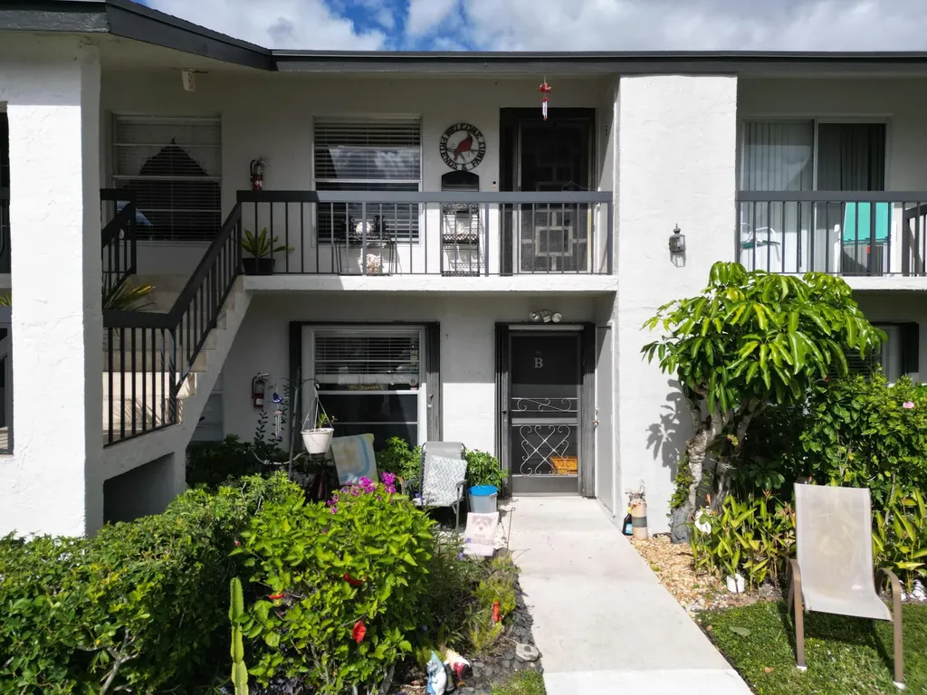5620 Spindle Palm Court Delray Beach FL 33484