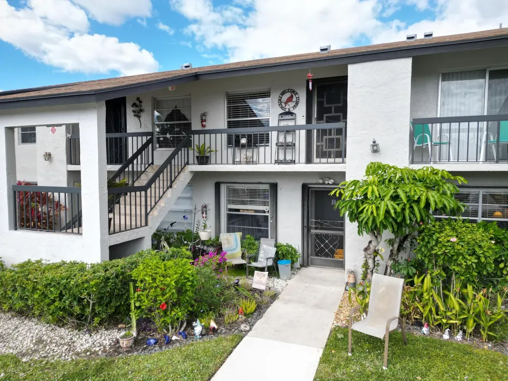 5620 Spindle Palm Court Delray Beach FL 33484