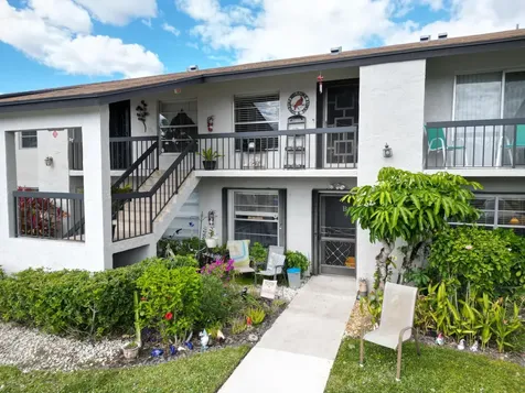 5620 Spindle Palm Court Delray Beach FL 33484