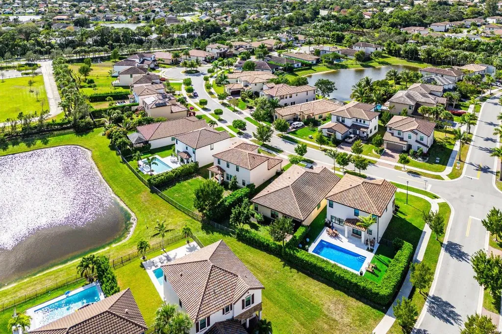 3234 Klays Court Royal Palm Beach FL 33411