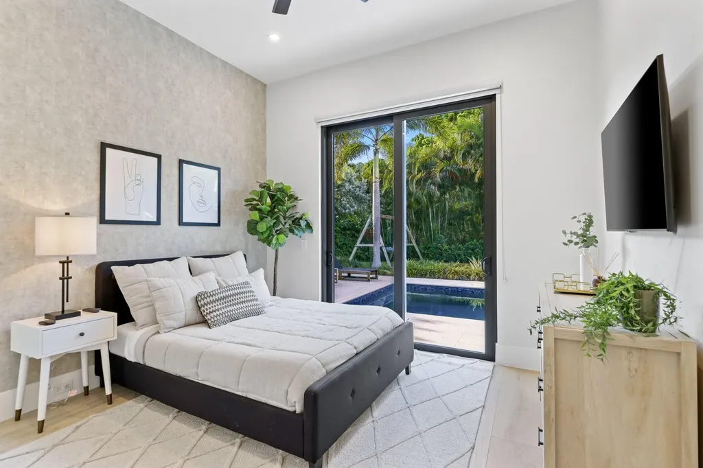 525 Whispering Pines Road Boynton Beach FL 33435